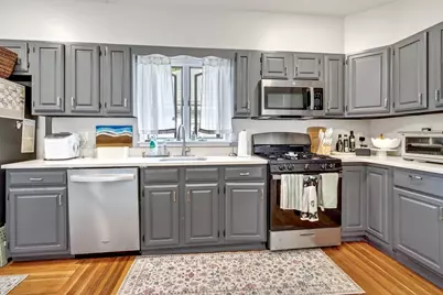 18 Franconia St, Boston, MA 02122 - Photo 10