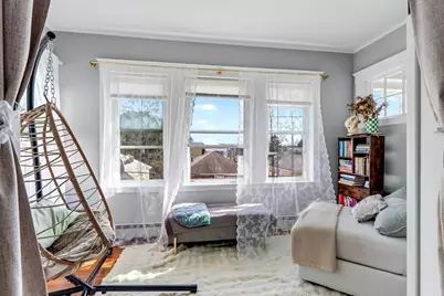 18 Franconia St, Boston, MA 02122 - Photo 8