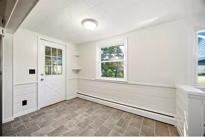 114 Quaboag St, Warren, MA 01083 - Photo 12