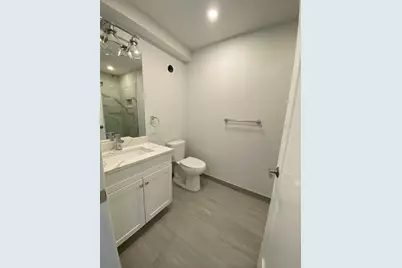 385 Pleasant St #5, Watertown, MA 02472 - Photo 8