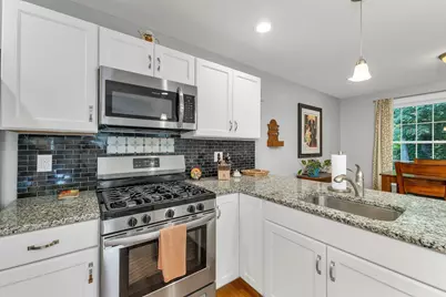 7 Benning St #A, Amherst, NH 03031 - Photo 28