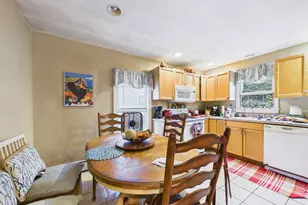 33 Green St, Fairhaven, MA 02719 - Photo 16