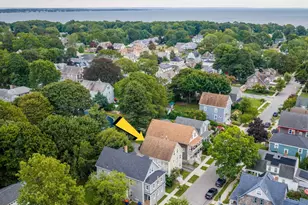 33 Green St, Fairhaven, MA 02719 - Photo 2