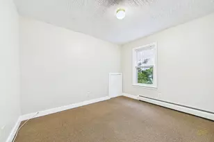 33 Green St, Fairhaven, MA 02719 - Photo 12