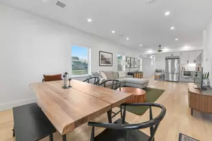 17 Akron St, Boston, MA 02119 - Photo 6