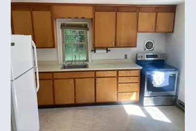 17 Clive St, Worcester, MA 01603 - Photo 10