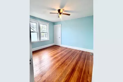 107 Loring Av #2, Salem, MA 01970 - Photo 2