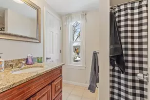 29 Forest St, Fitchburg, MA 01420 - Photo 14