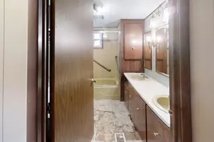 281 Chauncey Walker St, Belchertown, MA 01007 - Photo 8