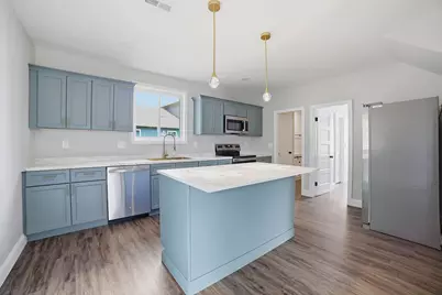 38 Wesleya Wesleyan St, Shrewsbury, MA 01545 - Photo 2