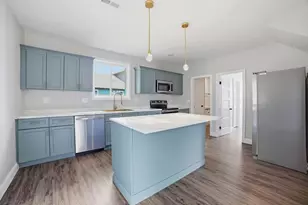 38 Wesleya Wesleyan St, Shrewsbury, MA 01545 - Photo 2