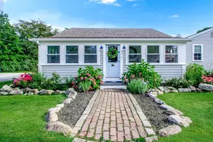44 Oakdale Ave, Marion, MA 02738 - Photo 2