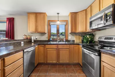 25 Belli Ave, Fitchburg, MA 01420 - Photo 6