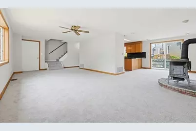 20/22 Cyril Street #22, Quincy, MA 02169 - Photo 2