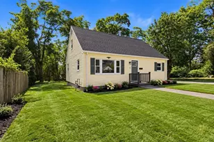 22 Myrtle Ave, Acushnet, MA 02743 - Photo 2