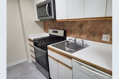 33 Pond Ave. #509, Brookline, MA 02445 - Photo 8