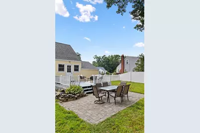 10 Suffolk Rd, Sharon, MA 02067 - Photo 32