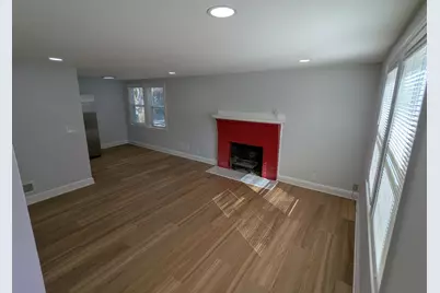 58 Washington St, Stoneham, MA 02180 - Photo 4