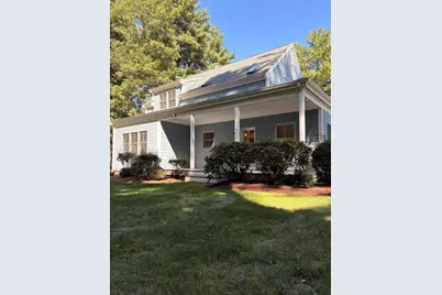 38 Hathaway Pond Cir #38, Rochester, MA 02770 - Photo 2