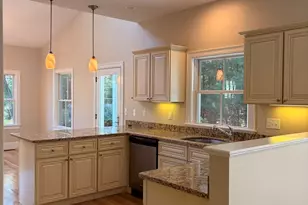 38 Hathaway Pond Cir, Rochester, MA 02770 - Photo 8