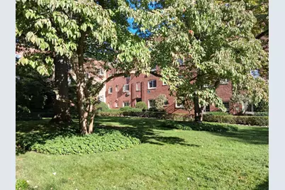 30 Saint Paul St #5, Brookline, MA 02446 - Photo 4