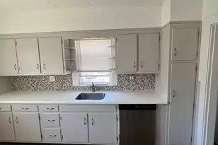 22 Kahler Ave, Milton, MA 02186 - Photo 6