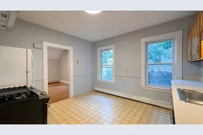 45 Columbus Ave #1, Waltham, MA 02451 - Photo 4