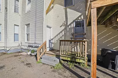 9 Freeland St #1R, Worcester, MA 01603 - Photo 18