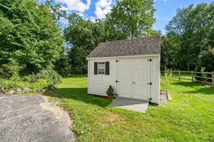 10 Circle Dr, Dover, MA 02030 - Photo 34