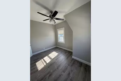 16 Magnolia Ave #11, Gloucester, MA 01930 - Photo 6