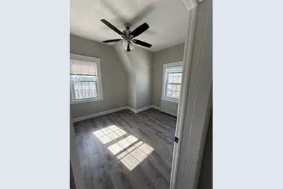 16 Magnolia Ave #11, Gloucester, MA 01930 - Photo 8