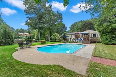 121 Twin Fawn Dr, Hanover, MA 02339 - Photo 38