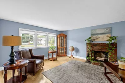 121 Twin Fawn Dr, Hanover, MA 02339 - Photo 4