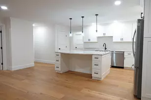 4 Mill Pond Rd, Burlington, MA 01803 - Photo 6