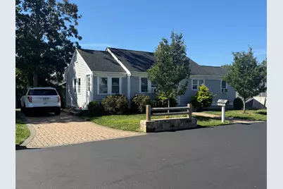 19 Spring St, Barnstable, MA 02601 - Photo 1