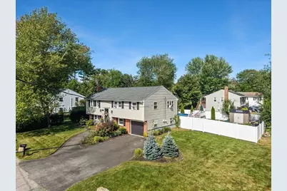 140 Tosca Dr, Brockton, MA 02301 - Photo 40