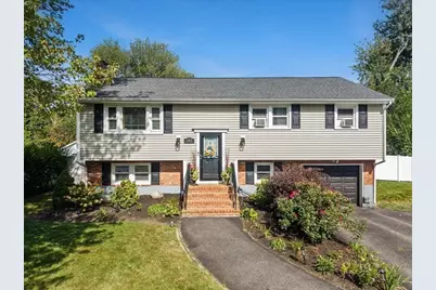 140 Tosca Dr, Brockton, MA 02301 - Photo 2