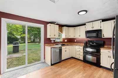 131 Elsie Rd, Brockton, MA 02032 - Photo 10