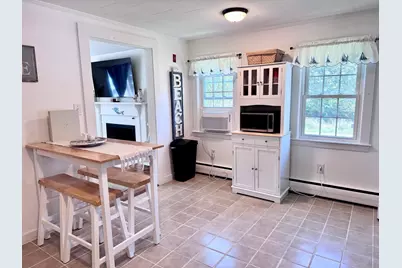 42 Vineyard Ave, Barnstable, MA 02601 - Photo 6