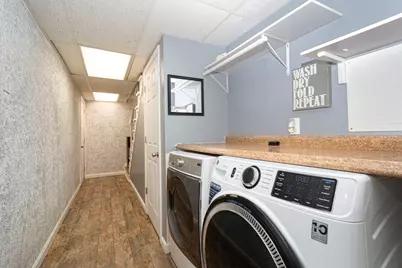 1221 Pawtucket Blvd #93, Lowell, MA 01854 - Photo 16