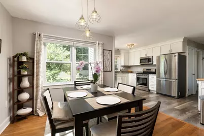 14 Macomber Ave, Dartmouth, MA 02747 - Photo 10