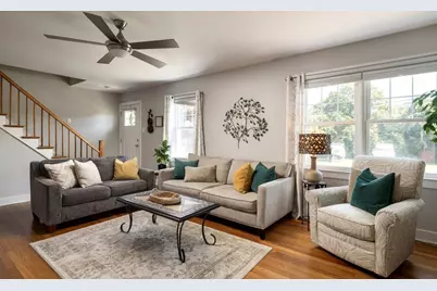14 Macomber Ave, Dartmouth, MA 02747 - Photo 8