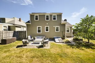 14 Macomber Ave, Dartmouth, MA 02747 - Photo 36