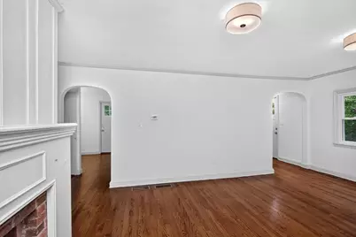 356 Springfield St, Wilbraham, MA 01095 - Photo 18