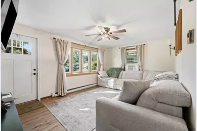 185 Murphy Ln, Chicopee, MA 01020 - Photo 6