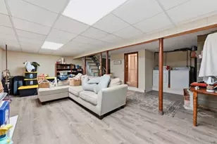 185 Murphy Ln, Chicopee, MA 01020 - Photo 14