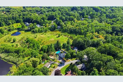 20 Cherokee Rd, Acton, MA 01720 - Photo 6