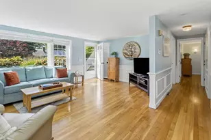 10 Templeton Pl, Yarmouth, MA 02673 - Photo 8