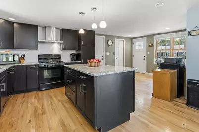 10 Templeton Place, Yarmouth, MA 02673 - Photo 16