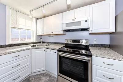 19 Sudbury St #19, Maynard, MA 01754 - Photo 14